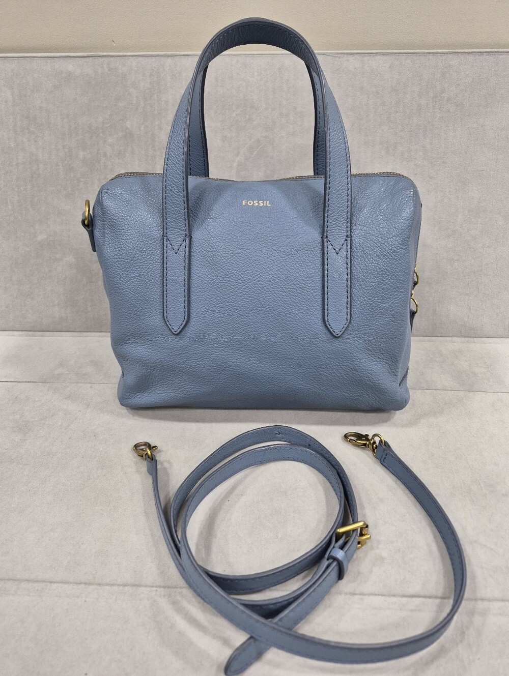 Fossil Sydney Satchel Crossbody blue pebbled leather 8x10x5 Inch removable strap